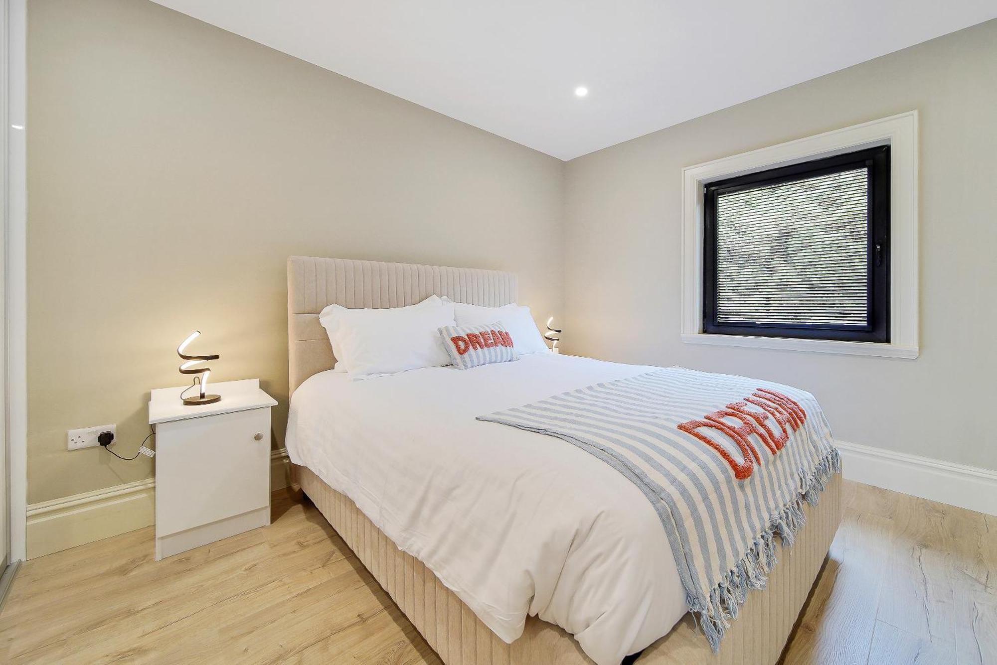 Seaview Lodge Apartment 'Sleeping 4 Guests' Rockstown Exterior photo