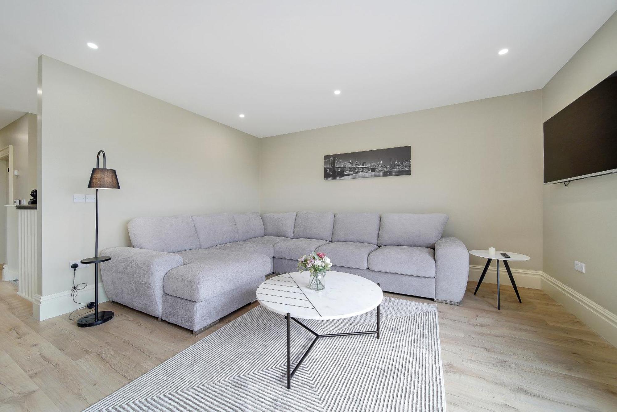 Seaview Lodge Apartment 'Sleeping 4 Guests' Rockstown Exterior photo